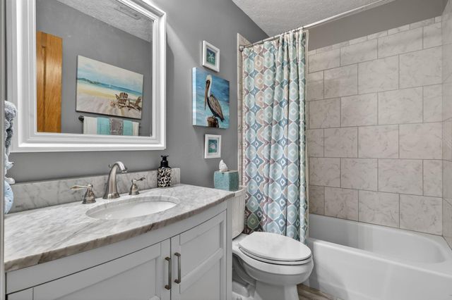 7339 Tullymore Drive, Dublin, OH 43016