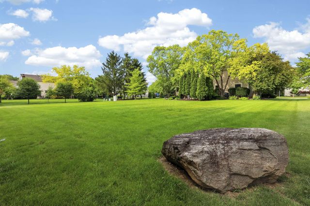 7339 Tullymore Drive, Dublin, OH 43016