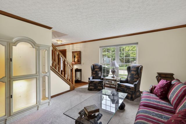 7339 Tullymore Drive, Dublin, OH 43016