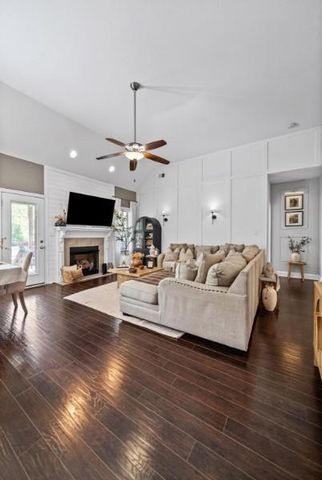 259 Azalea Dr, Oak Grove, KY 42262