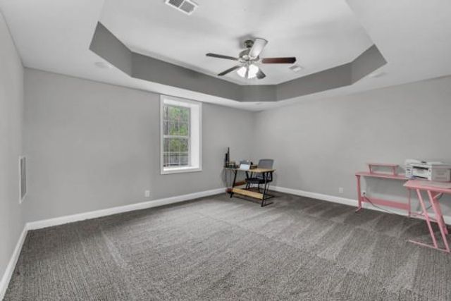 259 Azalea Dr, Oak Grove, KY 42262