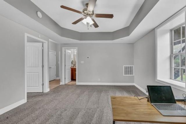 259 Azalea Dr, Oak Grove, KY 42262