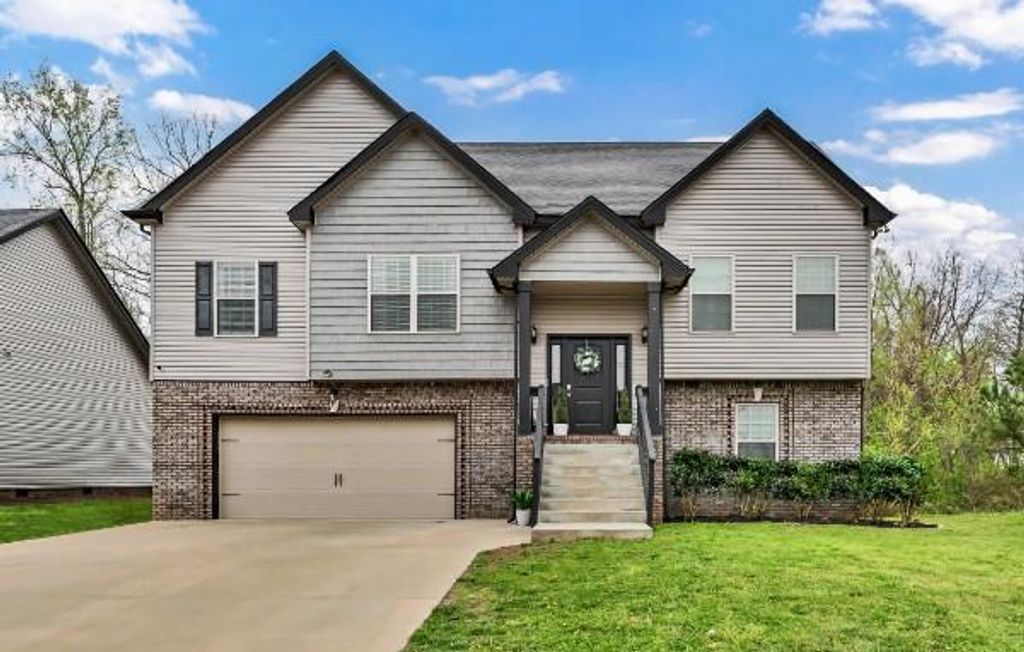 259 Azalea Dr, Oak Grove, KY 42262
