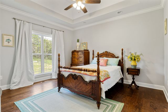 2264 Blackwell Rd, Chapel Hill, TN 37034