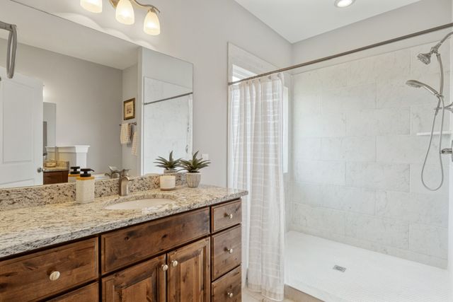 2264 Blackwell Rd, Chapel Hill, TN 37034