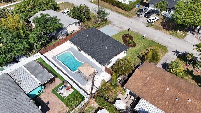 1524 NE 31st Ct, Pompano Beach, FL 33064