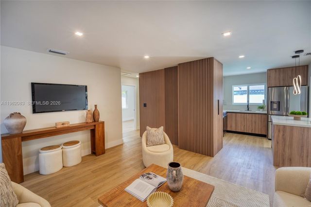 1524 NE 31st Ct, Pompano Beach, FL 33064