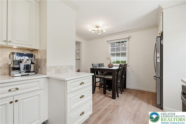 408 Maple Road, Hellertown Boro, PA 18055