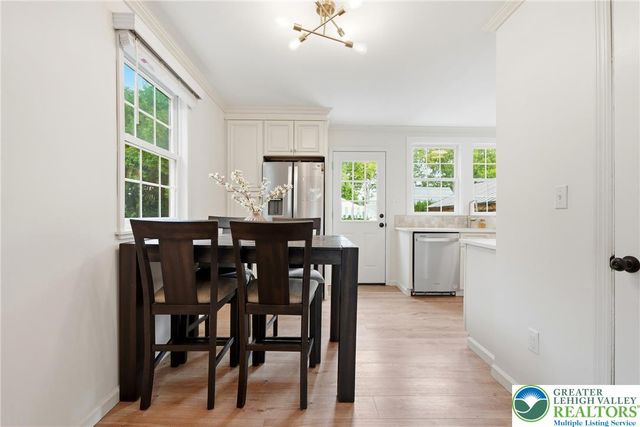 408 Maple Road, Hellertown Boro, PA 18055