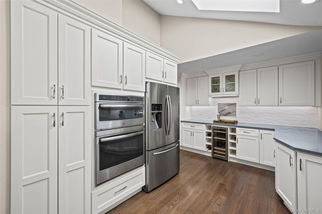 15 Night Heron Drive, Stony Brook, NY 11790