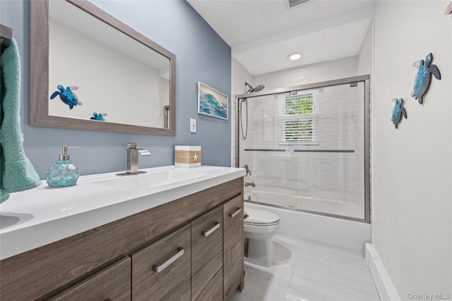 15 Night Heron Drive, Stony Brook, NY 11790
