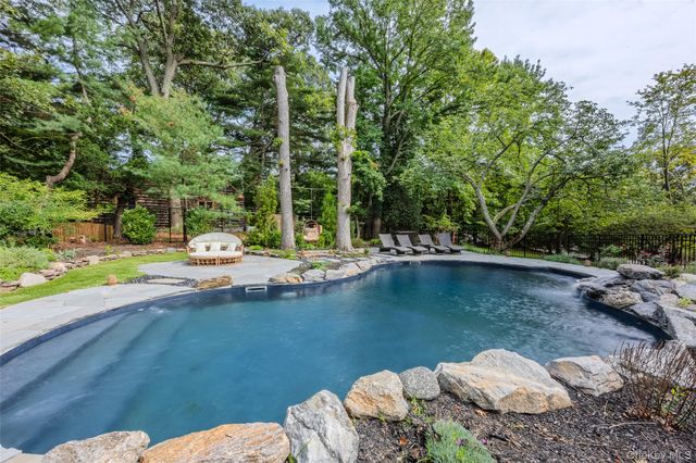 15 Night Heron Drive, Stony Brook, NY 11790
