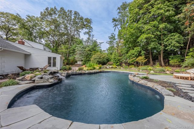 15 Night Heron Drive, Stony Brook, NY 11790