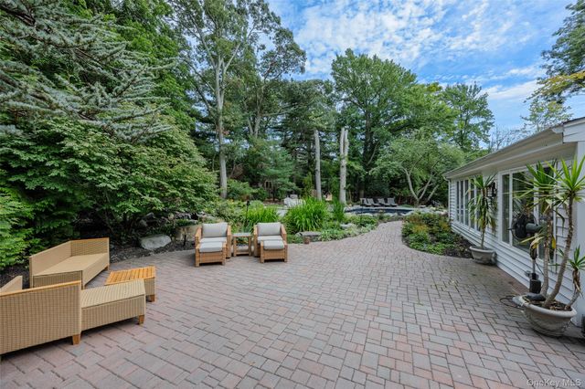 15 Night Heron Drive, Stony Brook, NY 11790