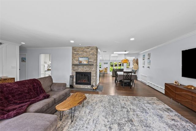 15 Night Heron Drive, Stony Brook, NY 11790