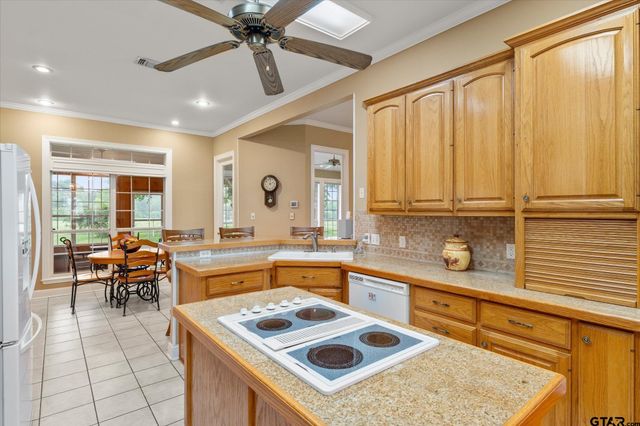 2964 FM 1001, Mount Pleasant, TX 75455