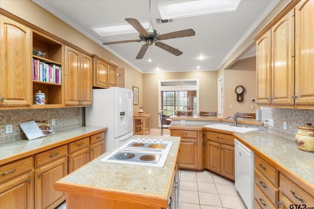 2964 FM 1001, Mount Pleasant, TX 75455