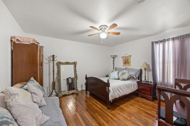 1211 Trimm Avenue, Pasadena, TX 77502