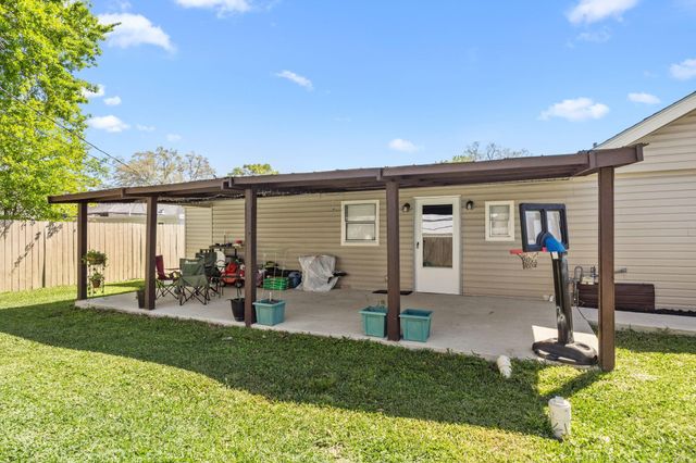 1211 Trimm Avenue, Pasadena, TX 77502