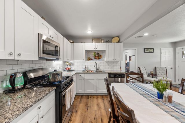 1211 Trimm Avenue, Pasadena, TX 77502