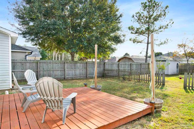 165 Valdosta Ave, Pensacola, FL 32507