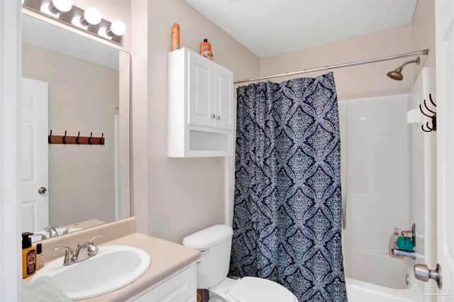 165 Valdosta Ave, Pensacola, FL 32507