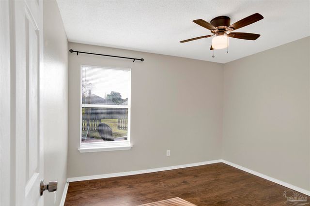 165 Valdosta Ave, Pensacola, FL 32507