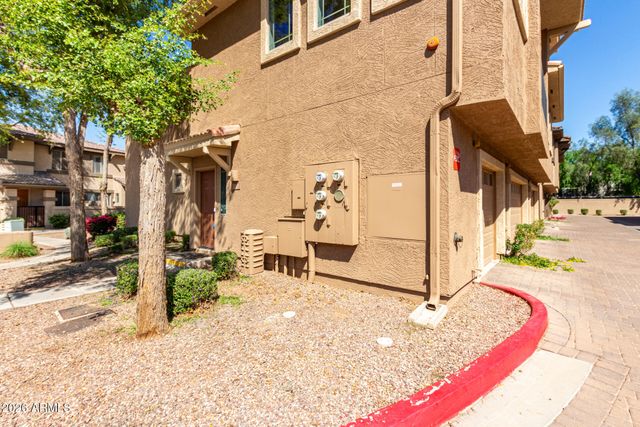 1225 N 36TH Street 2081, Phoenix, AZ 85008