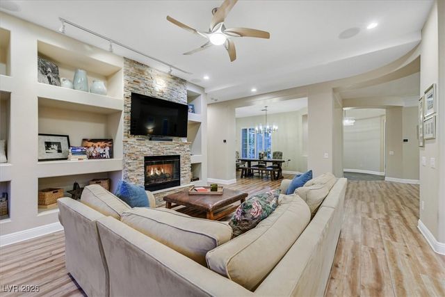 20 Feather Sound Drive, Henderson, NV 89052