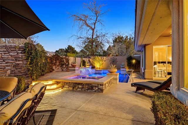 20 Feather Sound Drive, Henderson, NV 89052