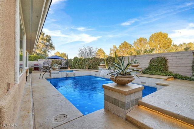 20 Feather Sound Drive, Henderson, NV 89052