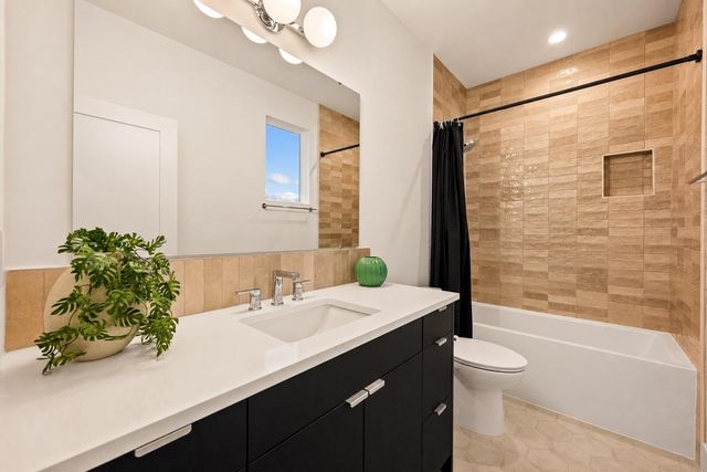 1007 E 15th ST 3, Austin, TX 78702