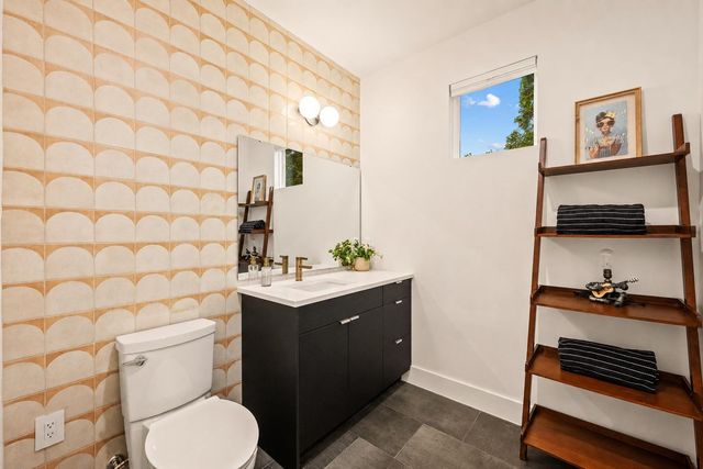 1007 E 15th ST 3, Austin, TX 78702