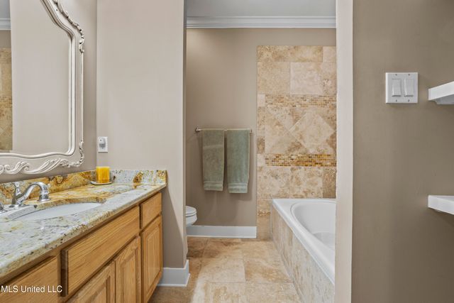 130 Acacia Avenue, Biloxi, MS 39530