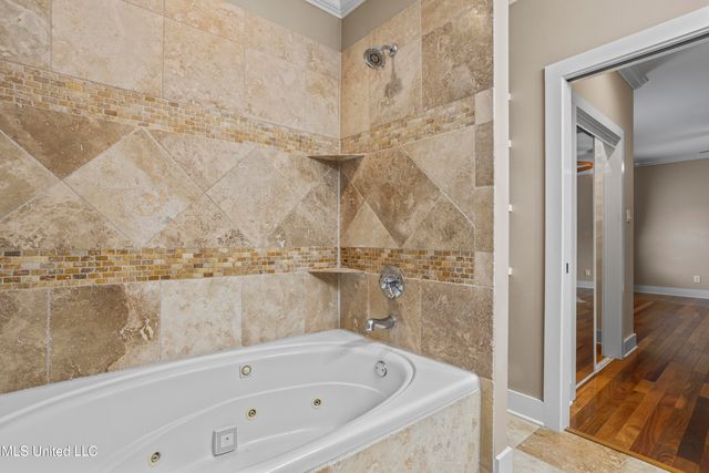 130 Acacia Avenue, Biloxi, MS 39530