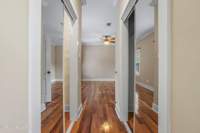 130 Acacia Avenue, Biloxi, MS 39530