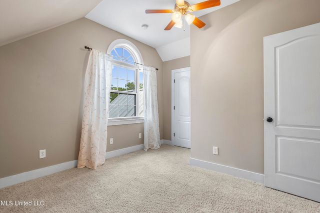 130 Acacia Avenue, Biloxi, MS 39530