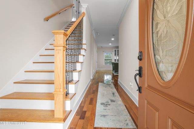 130 Acacia Avenue, Biloxi, MS 39530