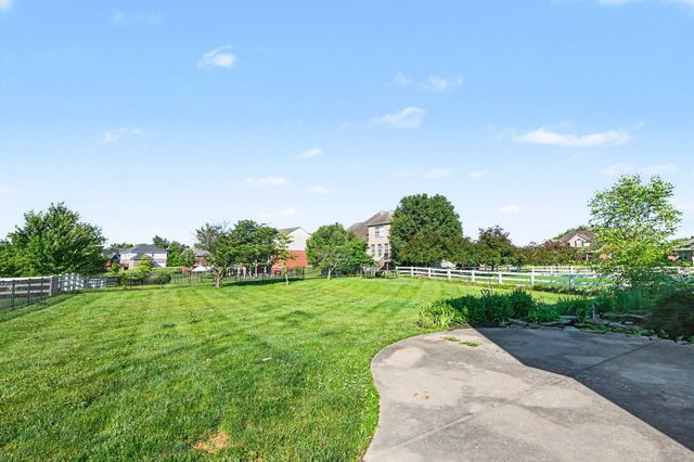1153 Appomattox Drive, Florence, KY 41042