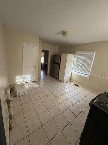 3035 Washington Road, East Point, GA 30344