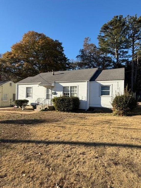 3035 Washington Road, East Point, GA 30344