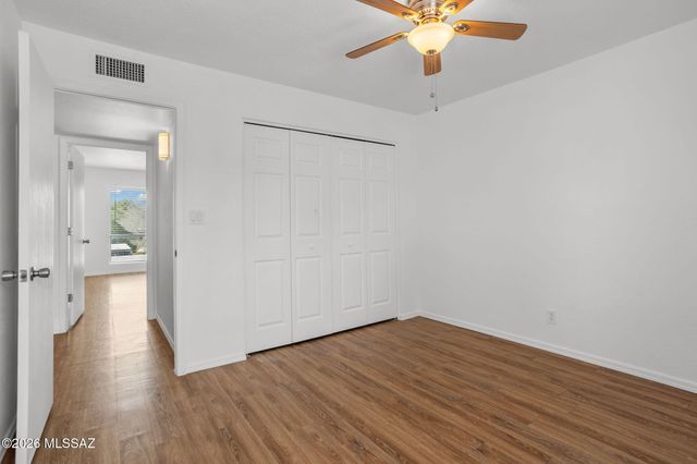 1569 E Prince Road, Tucson, AZ 85719