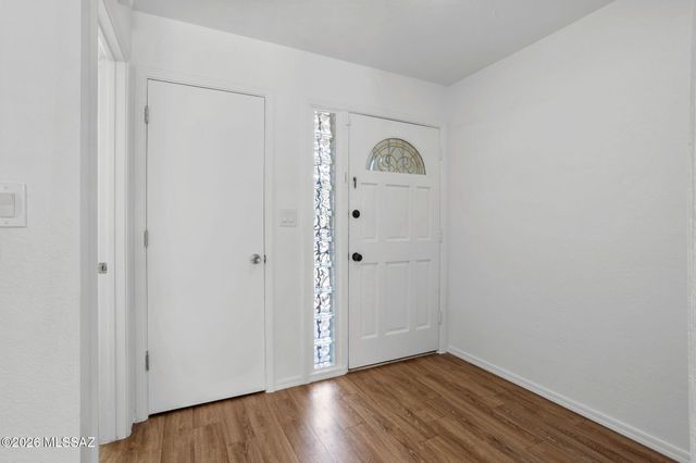 1569 E Prince Road, Tucson, AZ 85719