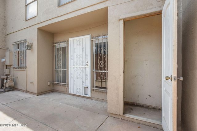 1569 E Prince Road, Tucson, AZ 85719