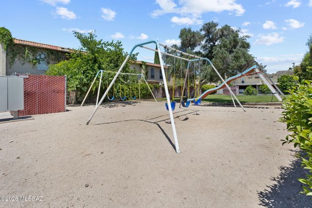1569 E Prince Road, Tucson, AZ 85719