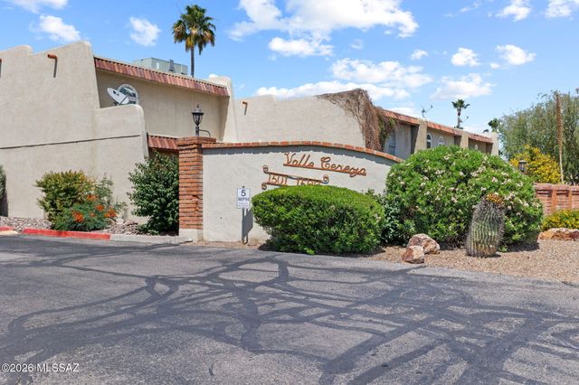 1569 E Prince Road, Tucson, AZ 85719