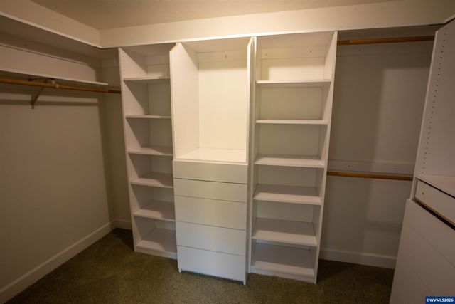 2075 NW Violet Av, Albany, OR 97321