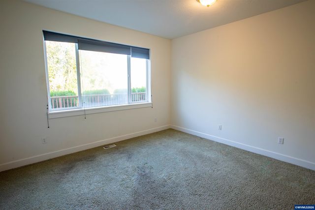 2075 NW Violet Av, Albany, OR 97321