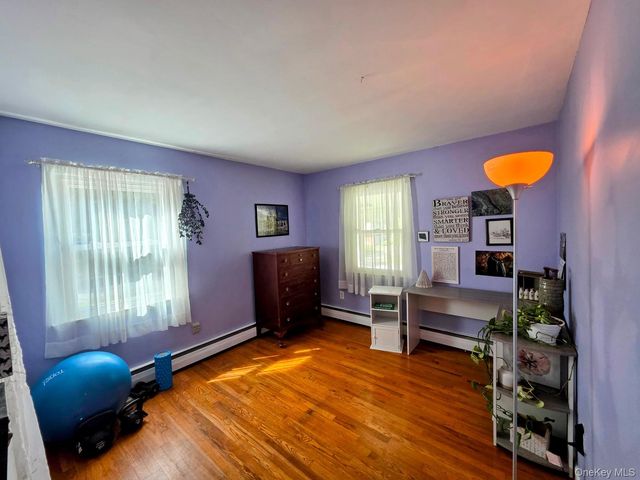 28 Robert Drive, Hyde Park, NY 12538