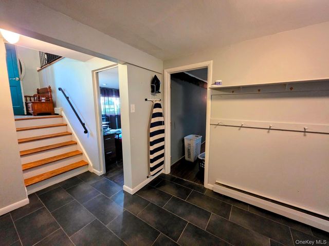 28 Robert Drive, Hyde Park, NY 12538